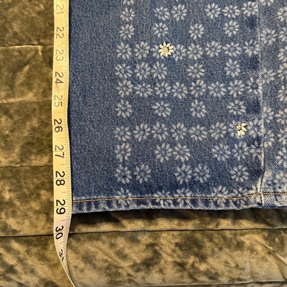 Universal Thread Denim Button-Fly Jeans with embr… - image 9